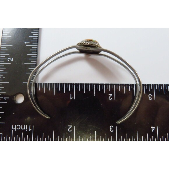 Turquoise Solitaire Cuff Bracelet Vintage Unsigned Navajo Style Sterling Silver - Picture 10 of 11